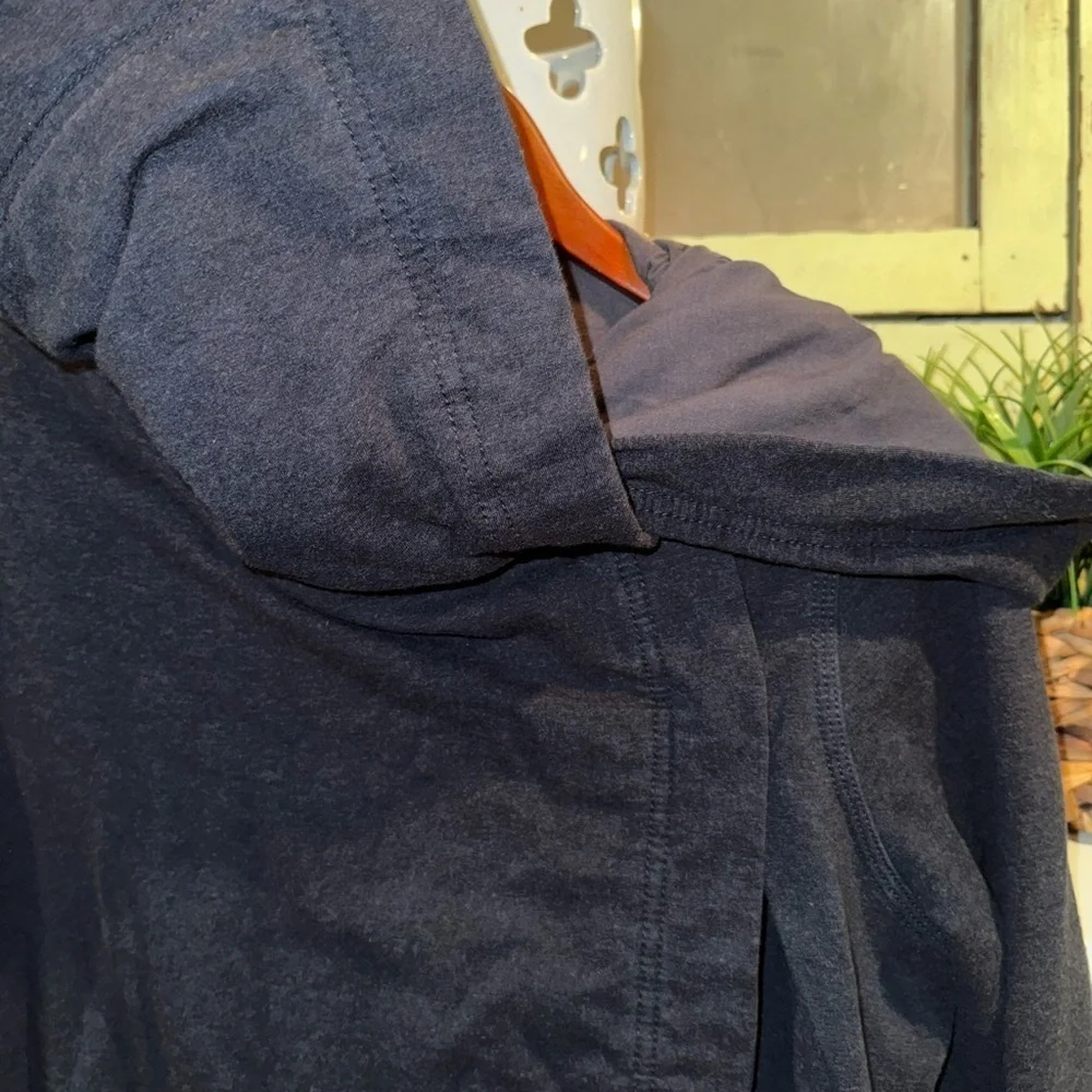 Lululemon Blissed Out Blue Wrap Active Jacket Cozy Asymmetrical Hem Size 8